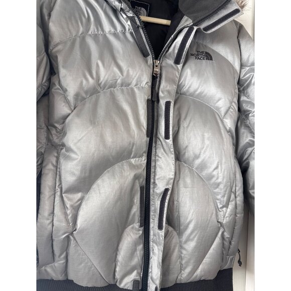 The North Face Sammie Women's Silver Down Puffer Jacket XL Faux Fur Trim Hood - Picture 3 of 12